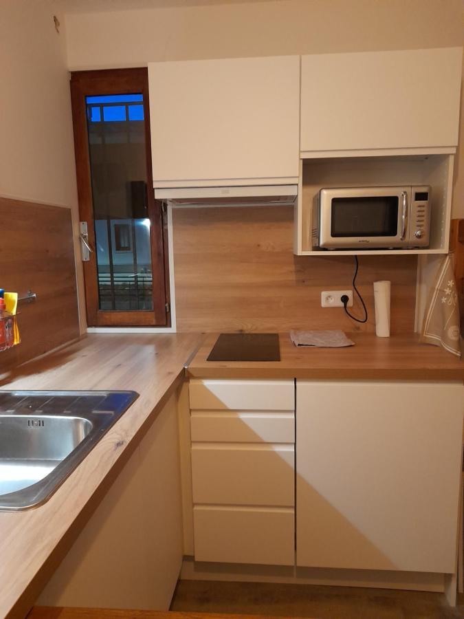 Studio 4 Couchages Apartment Орон Екстериор снимка